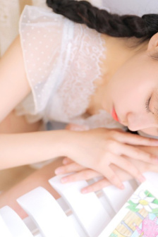 《課后輔導(dǎo)女教師》電視劇